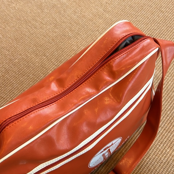 Retro Style Golden Gate Bridge San Francisco Carry-on Bag - Picture 3 of 7